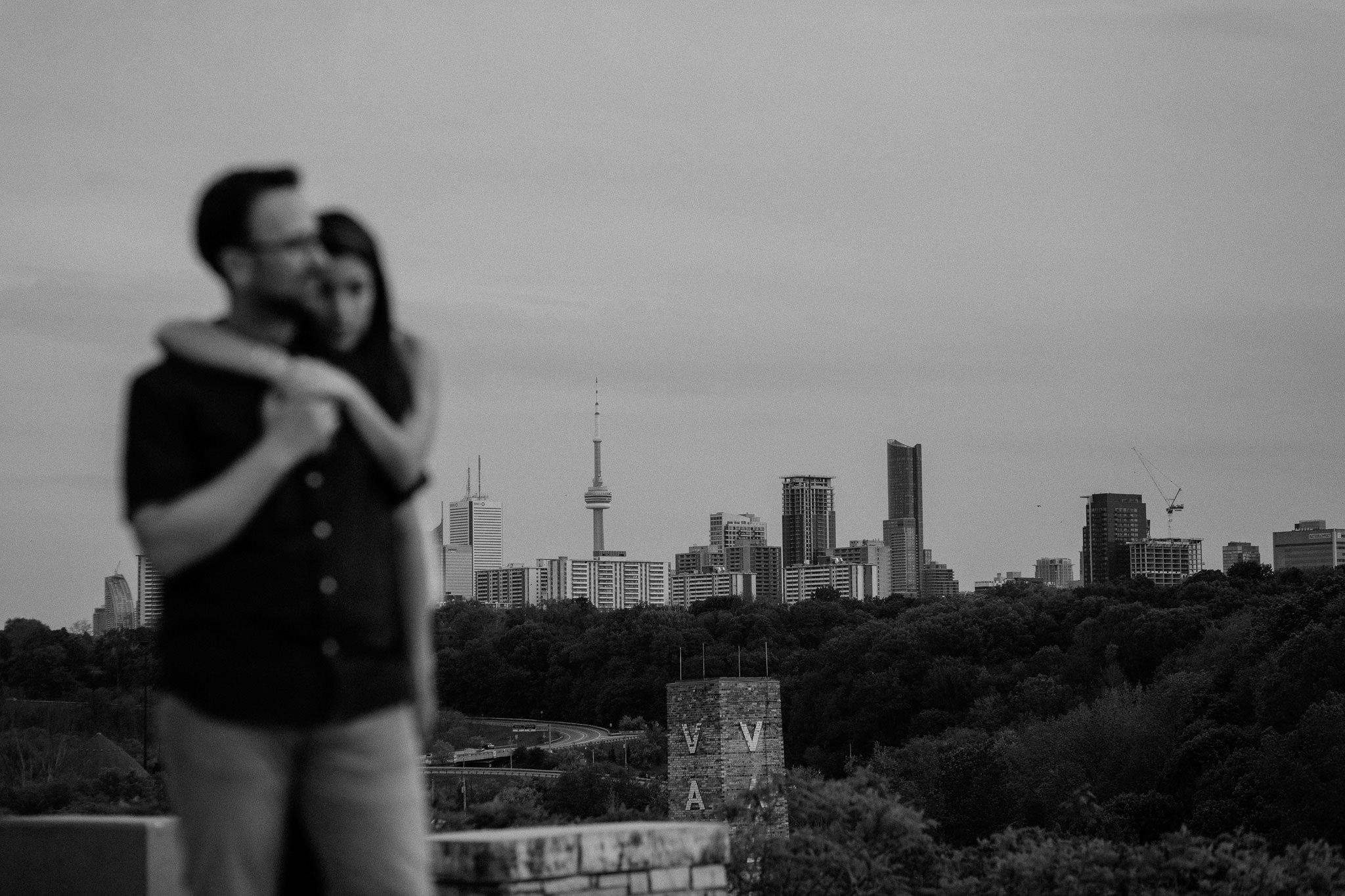 Different Toronto Engagement, CN tower and skyline